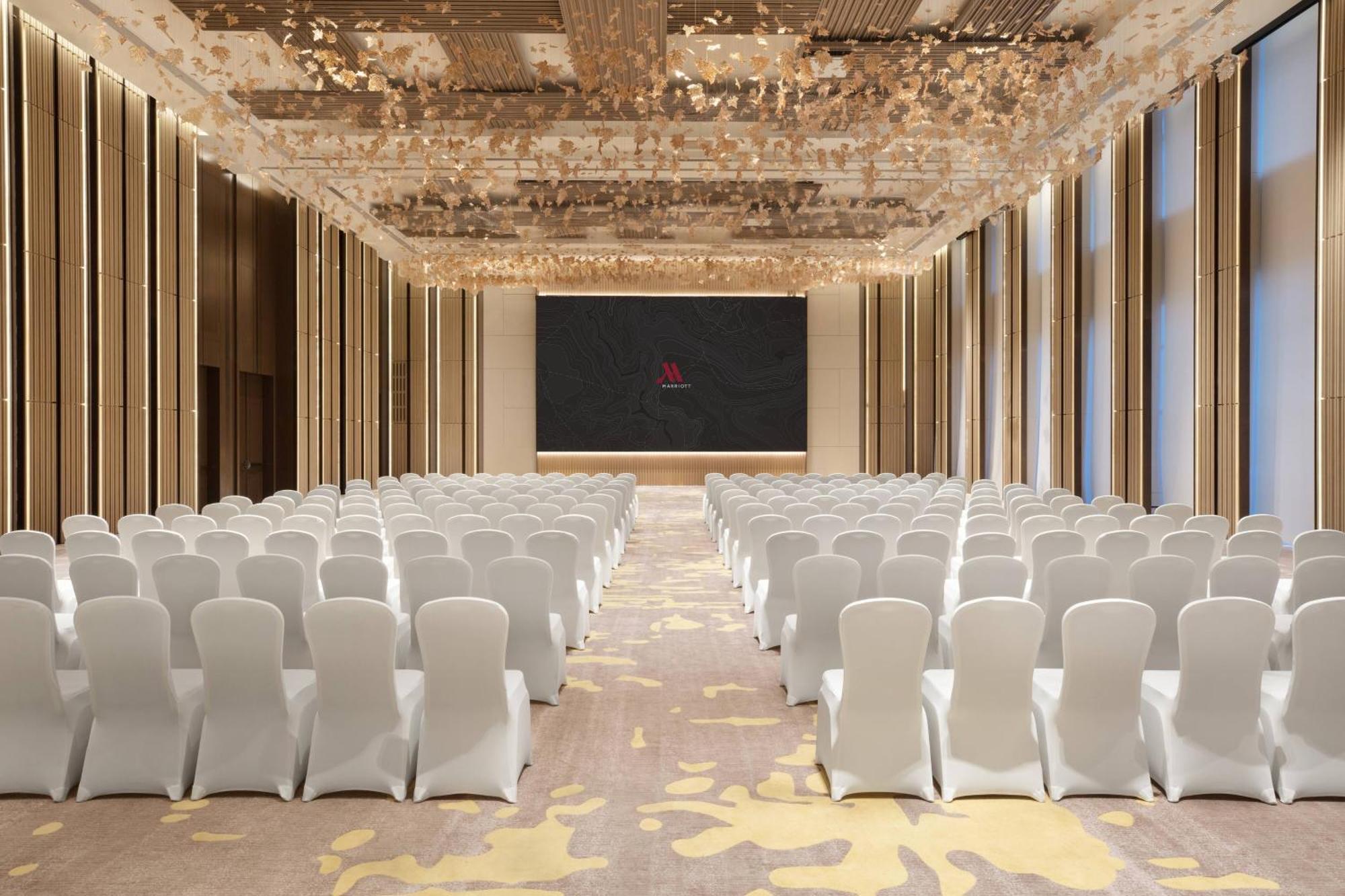 Wuxi Marriott Hotel Lihu Lake Экстерьер фото