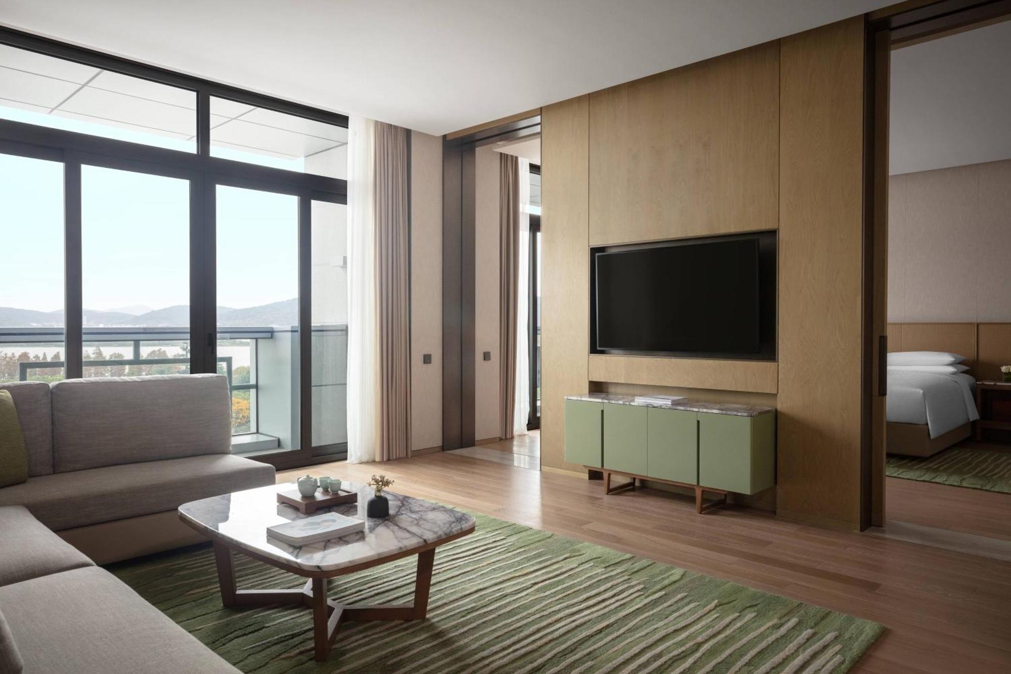 Wuxi Marriott Hotel Lihu Lake Экстерьер фото